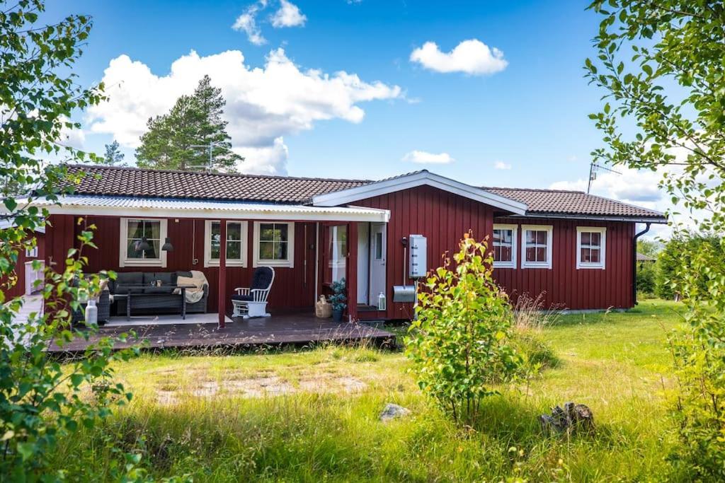 Langroesta; Ruime Blokhut Grenzend Aan Bos Hagfors Exterior foto